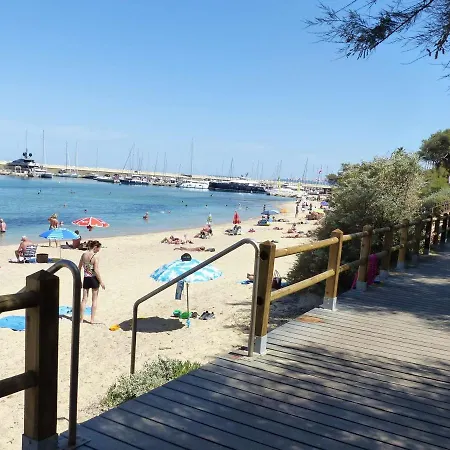Lumineux Pieds Dans L'eau Au Lavandou - Fr-1-308-61 勒拉旺杜