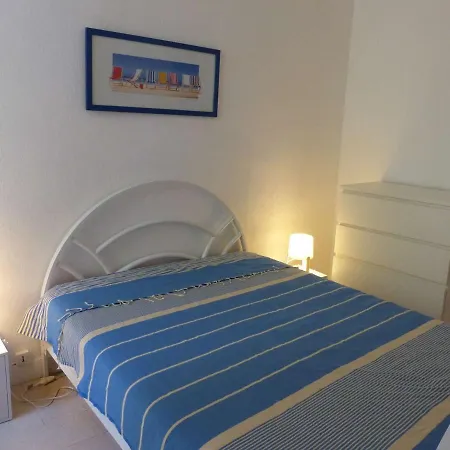 Lumineux Pieds Dans L'eau Au Lavandou - Fr-1-308-61 Apartment *