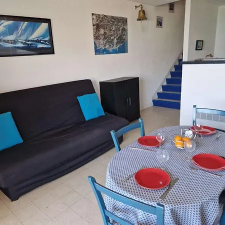 Apartment Lumineux Pieds Dans L'eau Au Lavandou - Fr-1-308-61 *